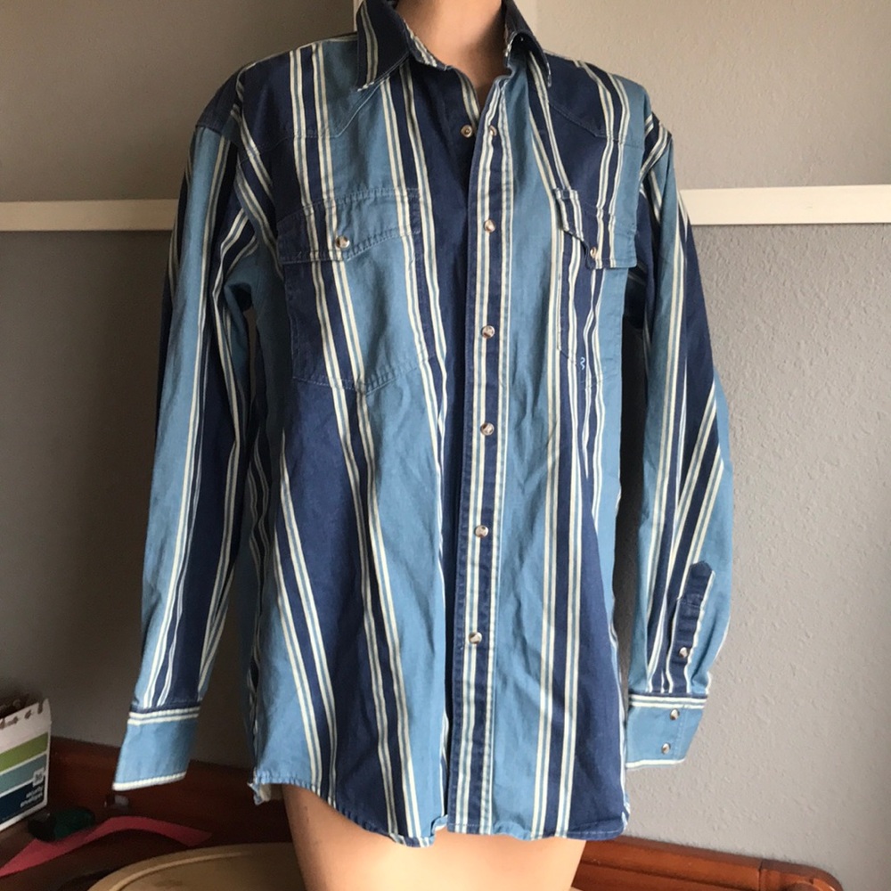 Men’s Roper Brush Popper snap shirt.